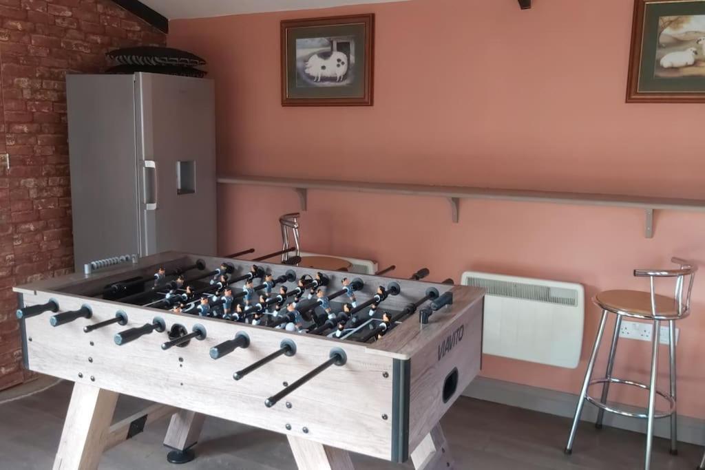 Firs Sleeps 15 Stunning Country House With Hot Tub Sudbourne Exteriör bild