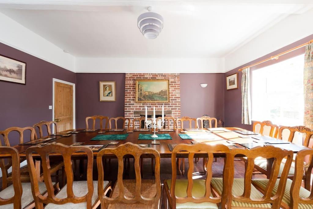 Firs Sleeps 15 Stunning Country House With Hot Tub Sudbourne Exteriör bild